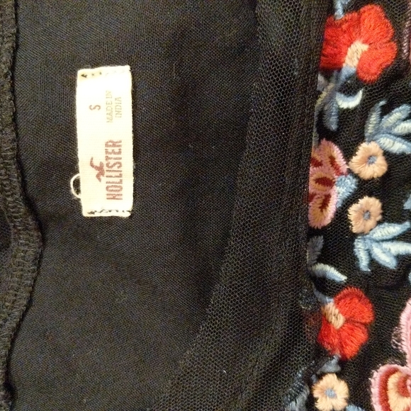 Hollister top - Picture 6 of 6